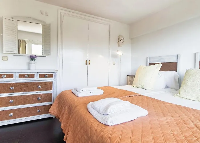 Skol 316. Attractive 1 Bedroom Duplex With Sea View In Skol Marbella. *