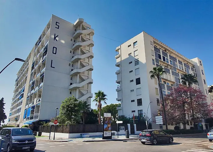 Skol 316. Attractive 1 Bedroom Duplex With Sea View In Skol Marbella. Appartement *